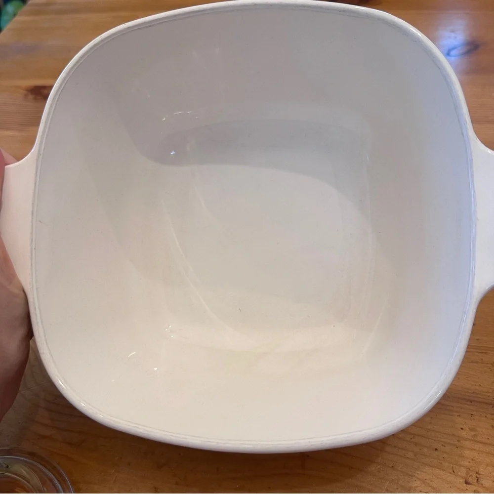 Vintage CorningWare dish 1 3/4 quart casserole dish from the 